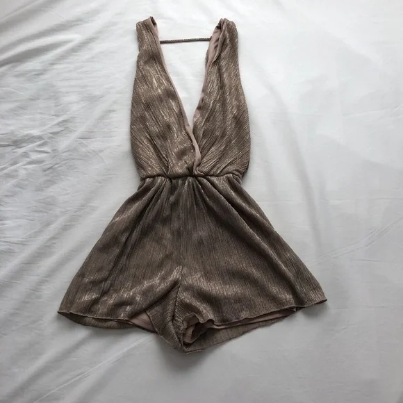 Charlotte Russe NWT Romper - Picture 2 of 3